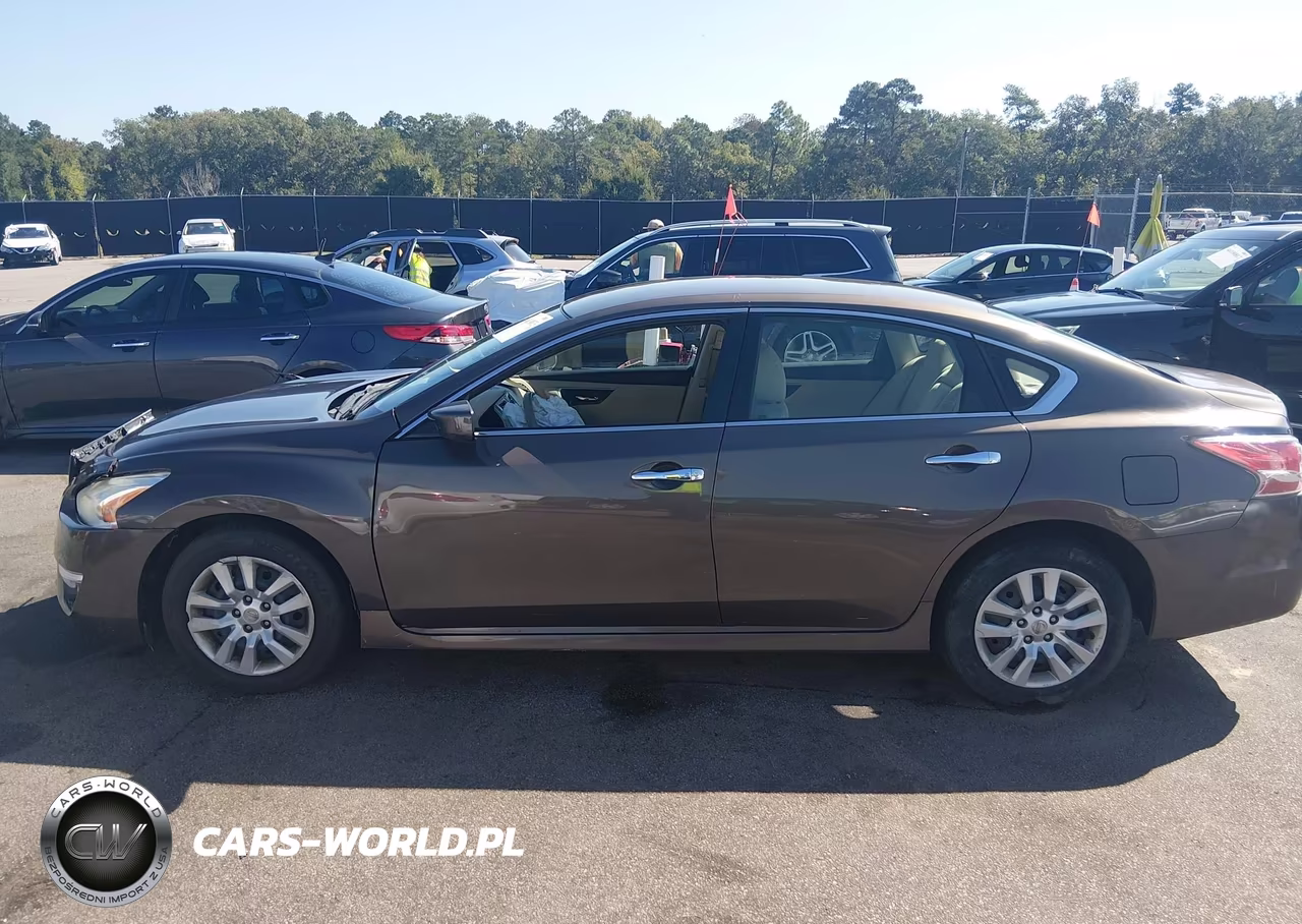 2014 Nissan Altima 2.5 S VIN:1N4AL3AP1EC315734 - 14