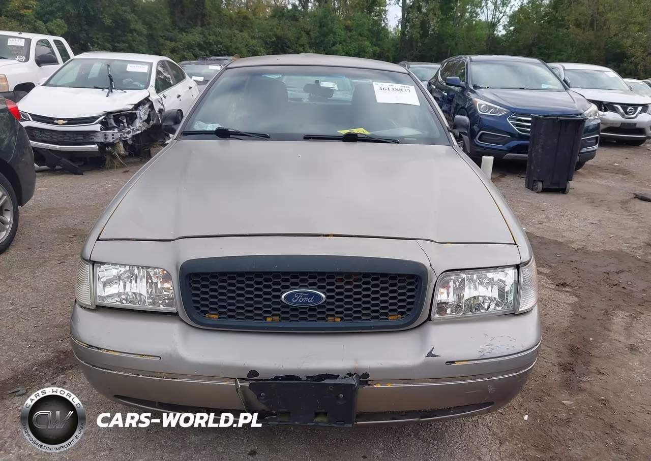 2011 Ford Crown Victoria Commercial Long Wheelbase VIN:2FABP7AV7BX159292 - 11