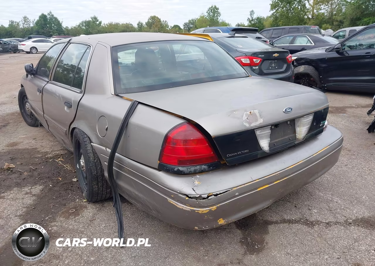 2011 Ford Crown Victoria Commercial Long Wheelbase VIN:2FABP7AV7BX159292 - 3