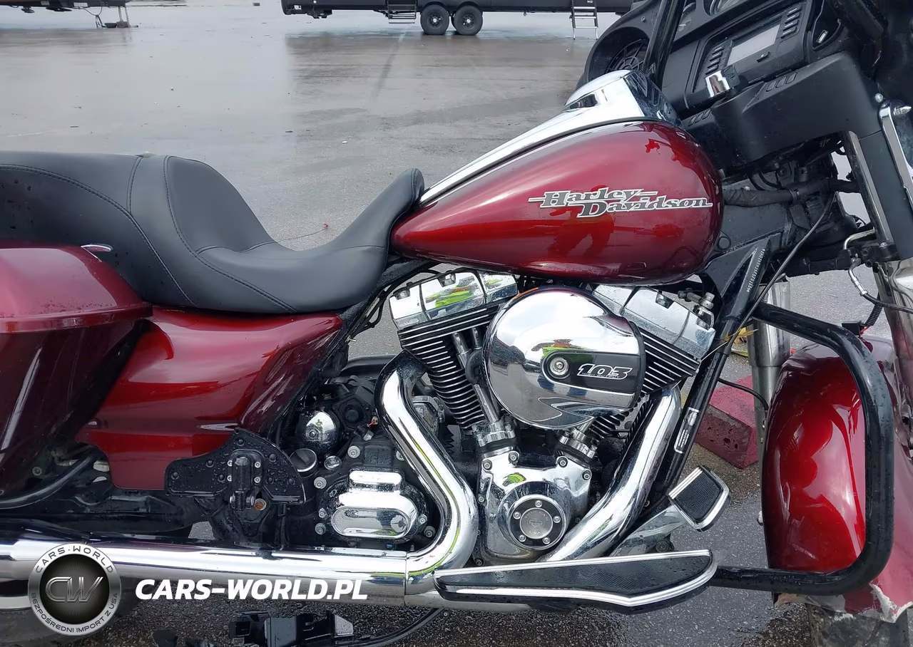 2015 Harley-Davidson Flhx Street Glide VIN:1HD1KBM15FB701805 - 8