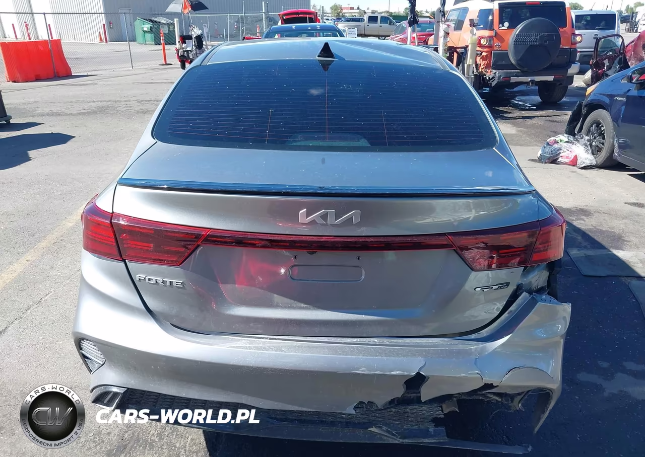 2022 Kia Forte Gt-Line VIN:3KPF54AD8NE435559 - 16