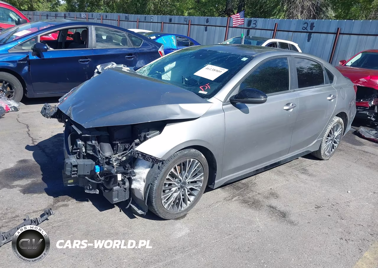 2022 Kia Forte Gt-Line VIN:3KPF54AD8NE435559 - 2