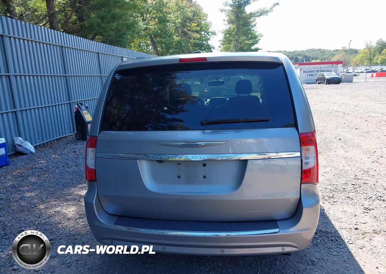 2014 Chrysler Town & Country Touring-L VIN:2C4RC1CG8ER237698 - 16