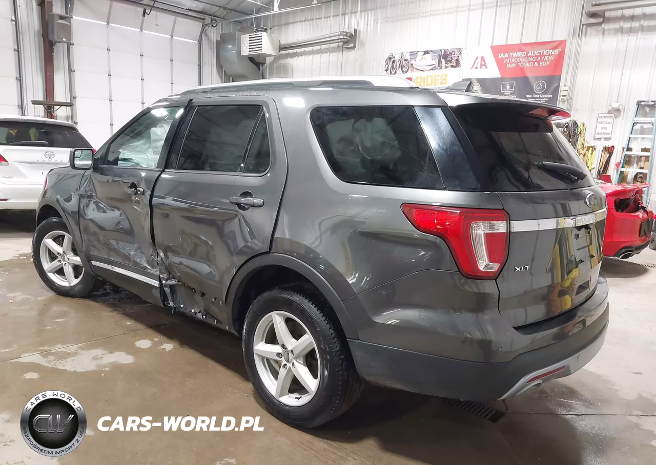 2017 Ford Explorer Xlt VIN:1FM5K8D85HGB94134 - 3