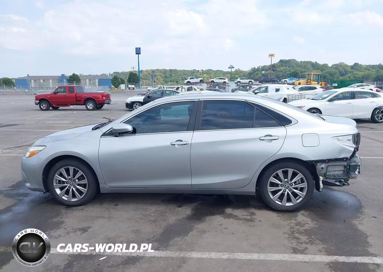 2016 Toyota Camry Xle VIN:4T1BF1FK0GU554837 - 14