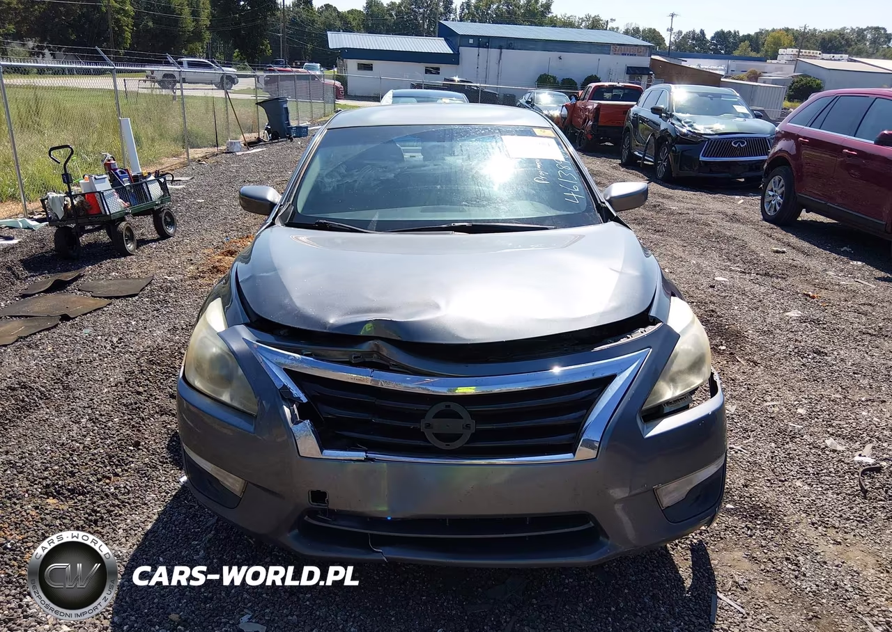 2015 Nissan Altima 2.5 S VIN:1N4AL3AP4FN342481 - 12
