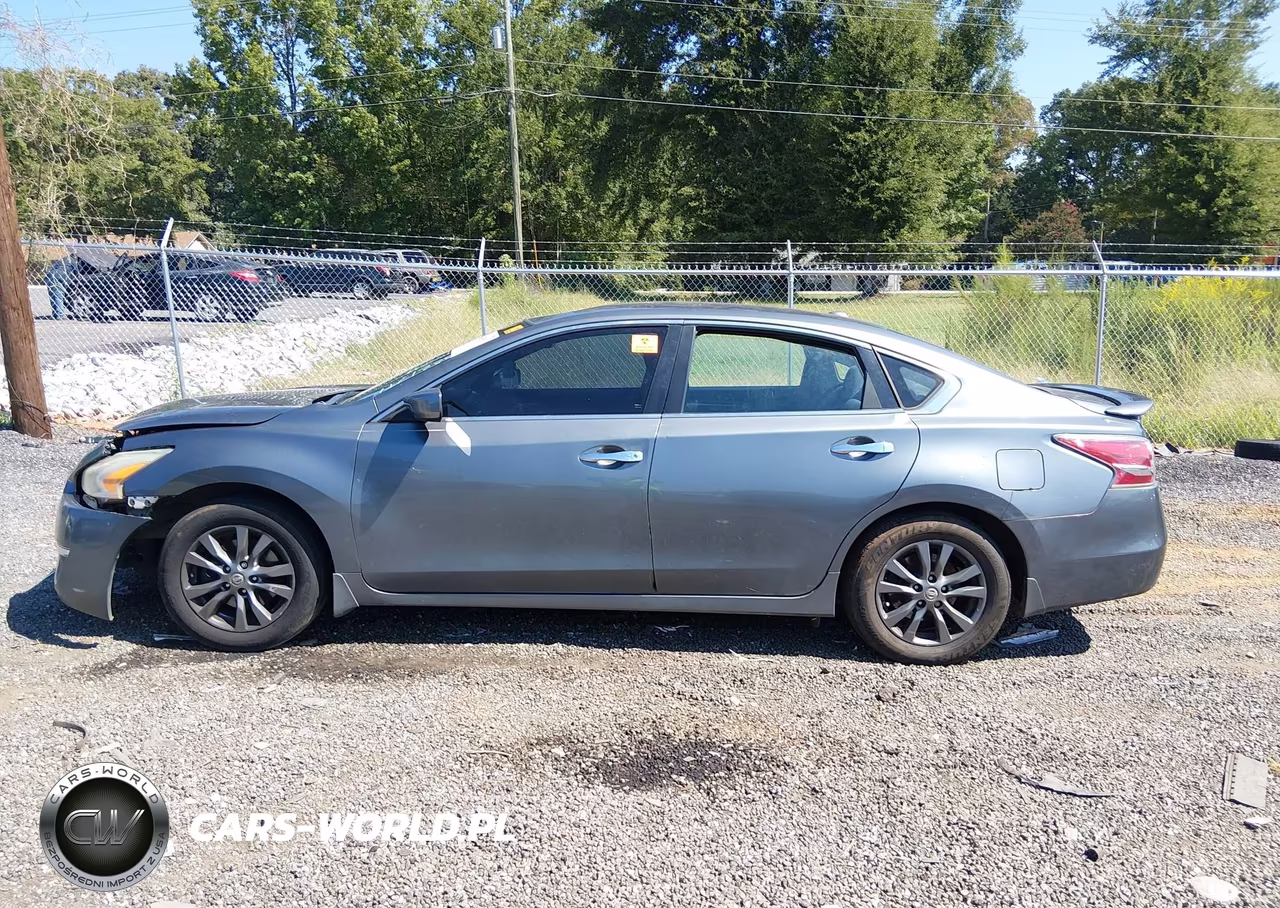 2015 Nissan Altima 2.5 S VIN:1N4AL3AP4FN342481 - 14