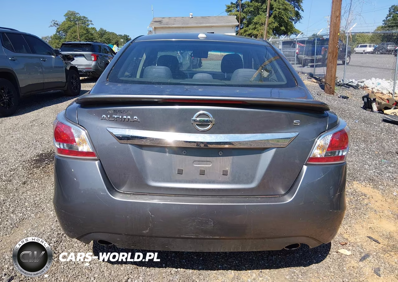 2015 Nissan Altima 2.5 S VIN:1N4AL3AP4FN342481 - 16