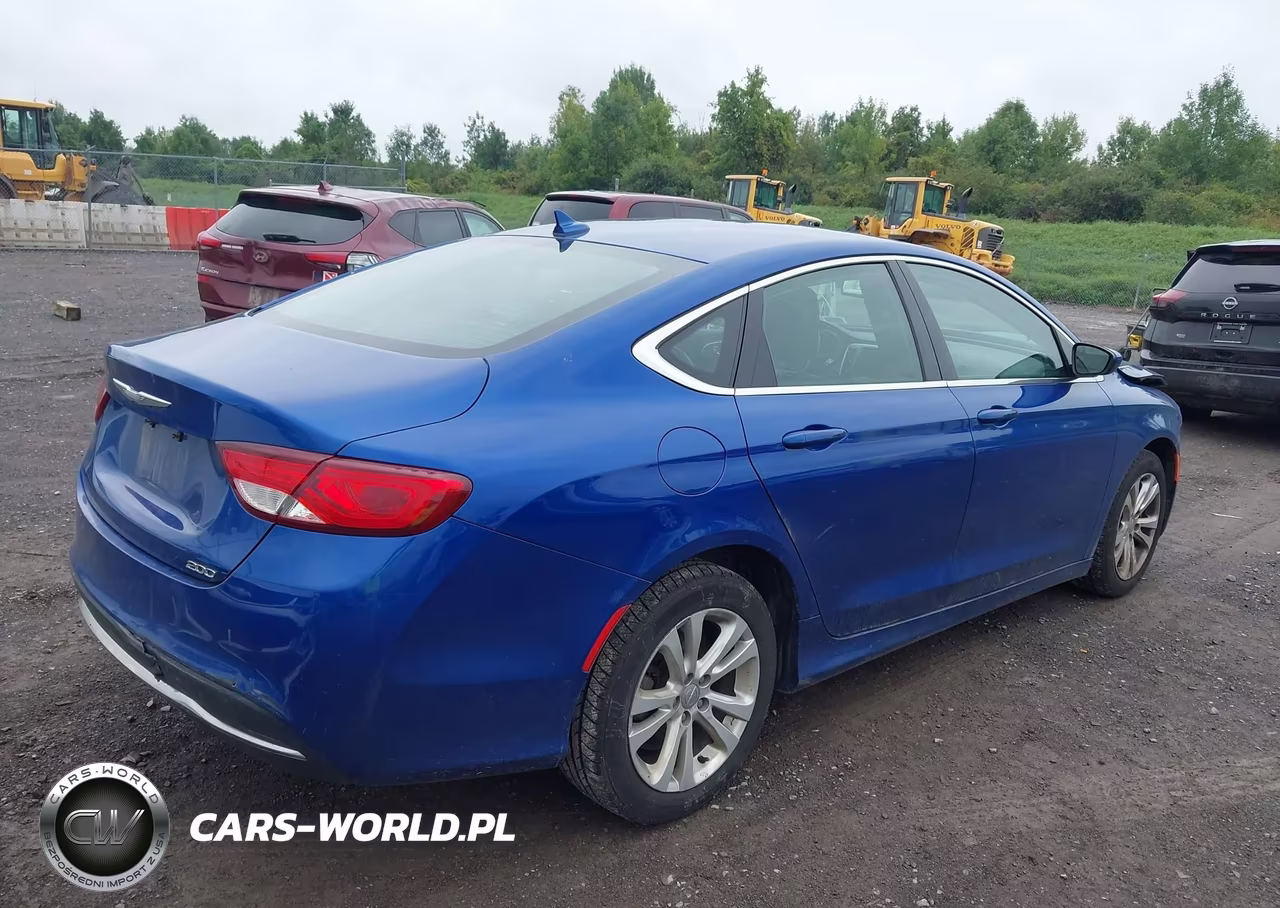 2017 Chrysler 200 Limited Platinum VIN:1C3CCCAB7HN503050 - 4