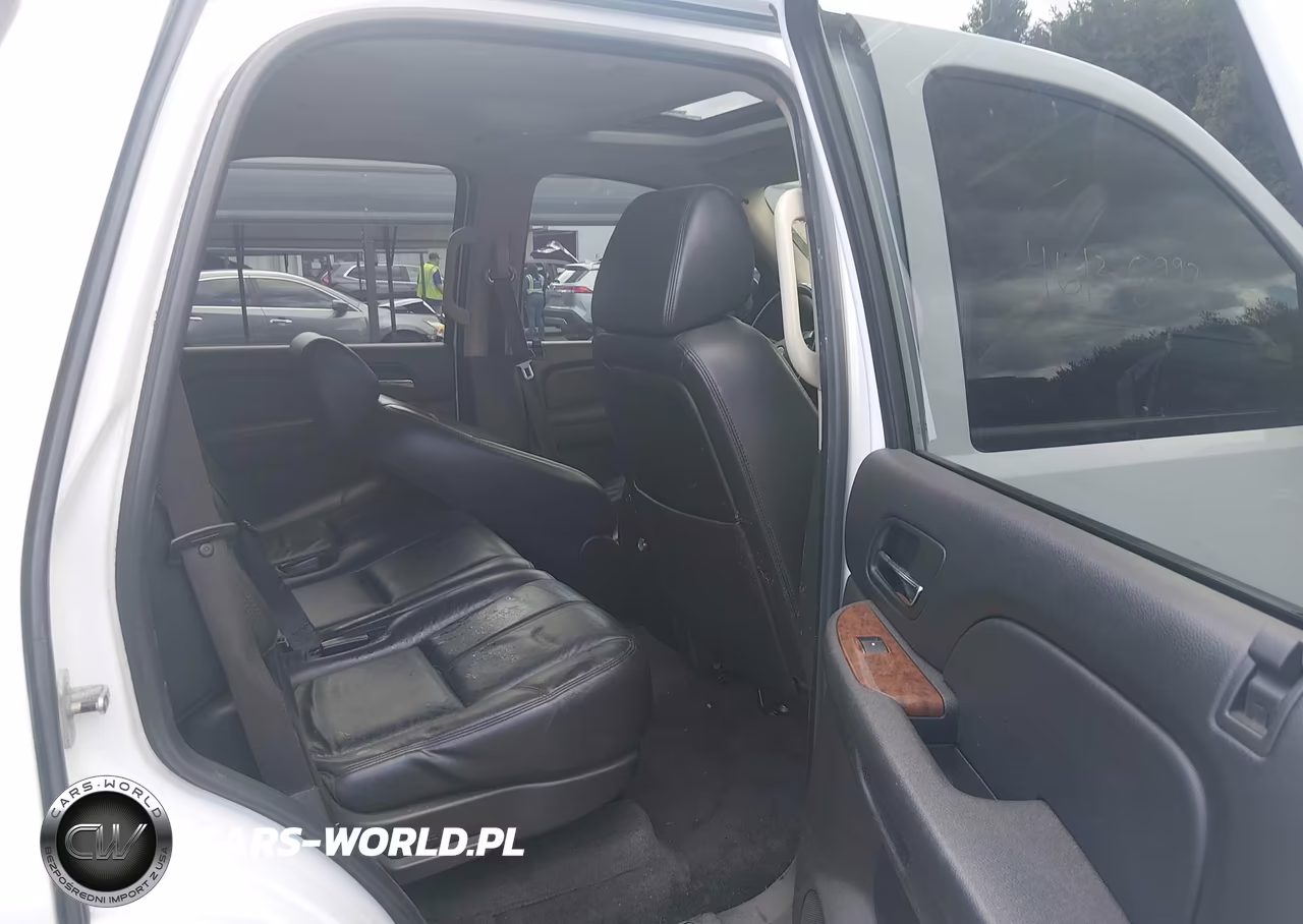 2008 Chevrolet Tahoe Lt VIN:1GNFK13058R256462 - 8