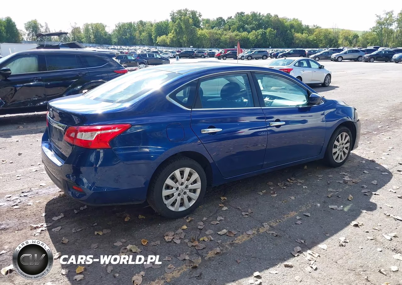 2018 Nissan Sentra S VIN:3N1AB7AP9JY245098 - 4