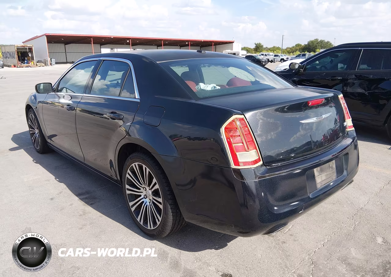 2013 Chrysler 300 300S VIN:2C3CCABG7DH708286 - 3