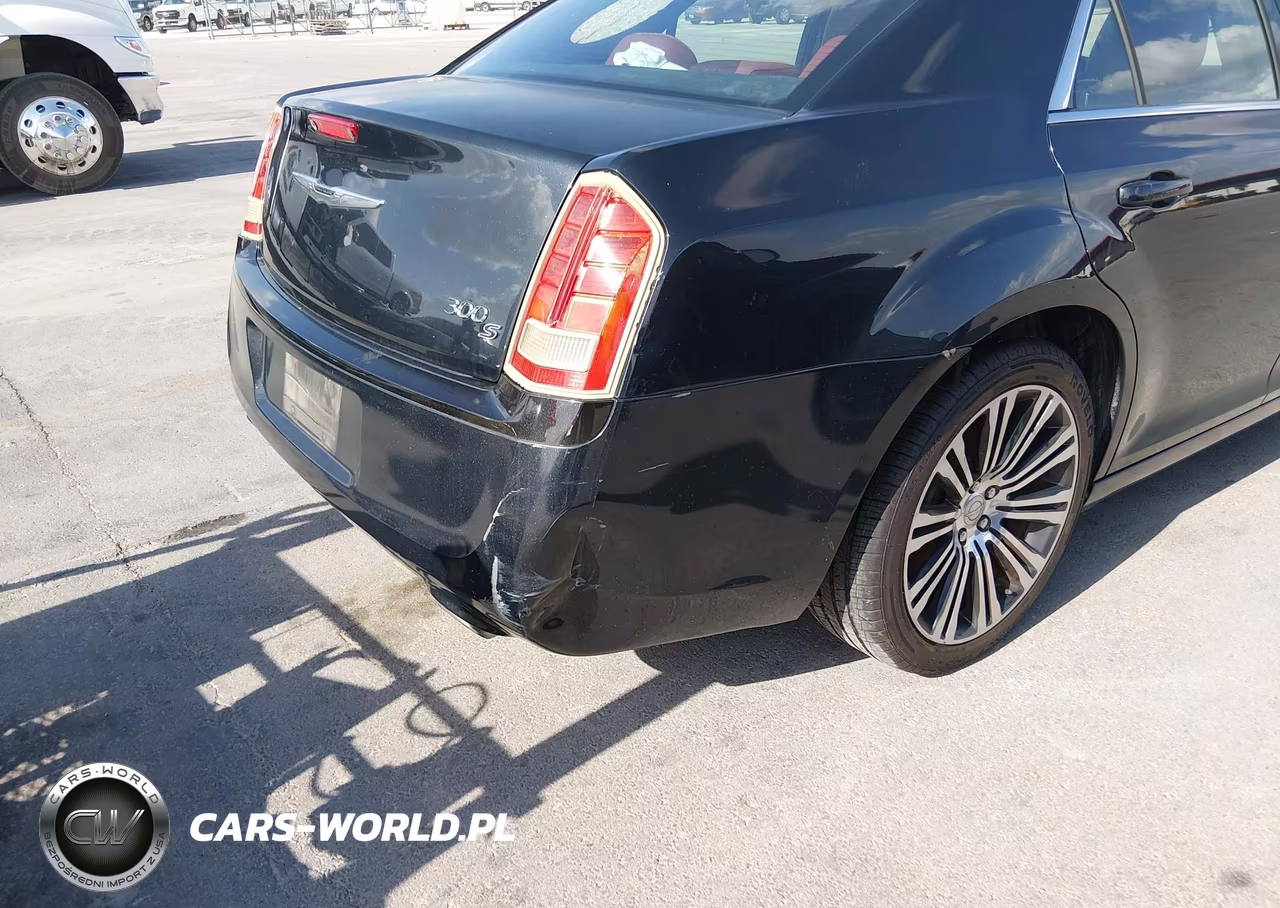 2013 Chrysler 300 300S VIN:2C3CCABG7DH708286 - 6