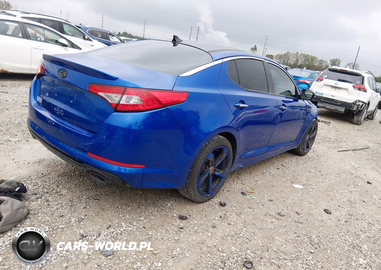 2013 Kia Optima Sx VIN:5XXGR4A67DG090847 - 4