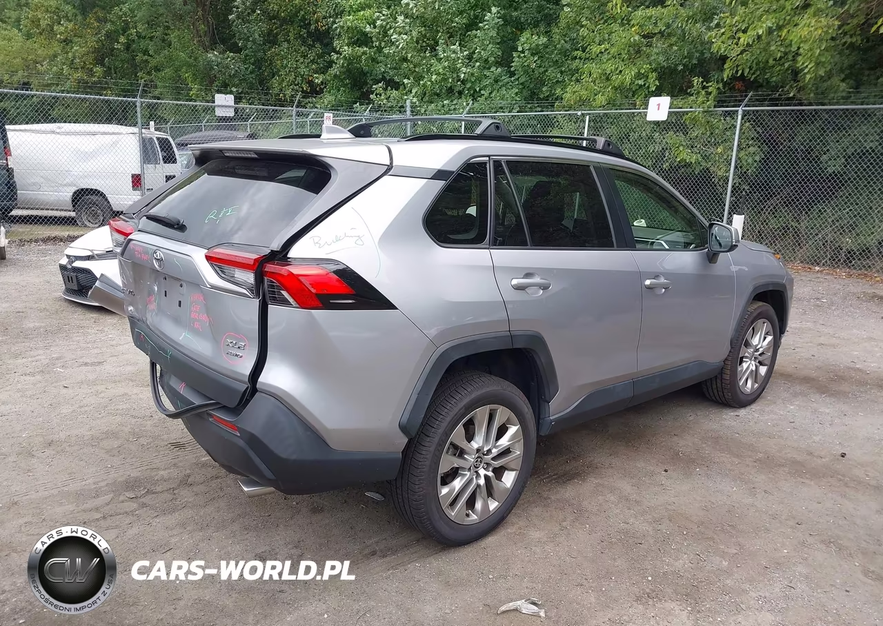 2020 Toyota Rav4 Xle Premium VIN:JTMA1RFV5LD047756 - 4