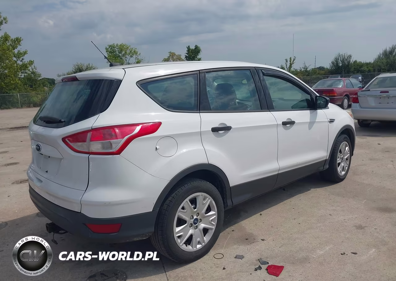 2015 Ford Escape S VIN:1FMCU0F79FUA05958 - 4