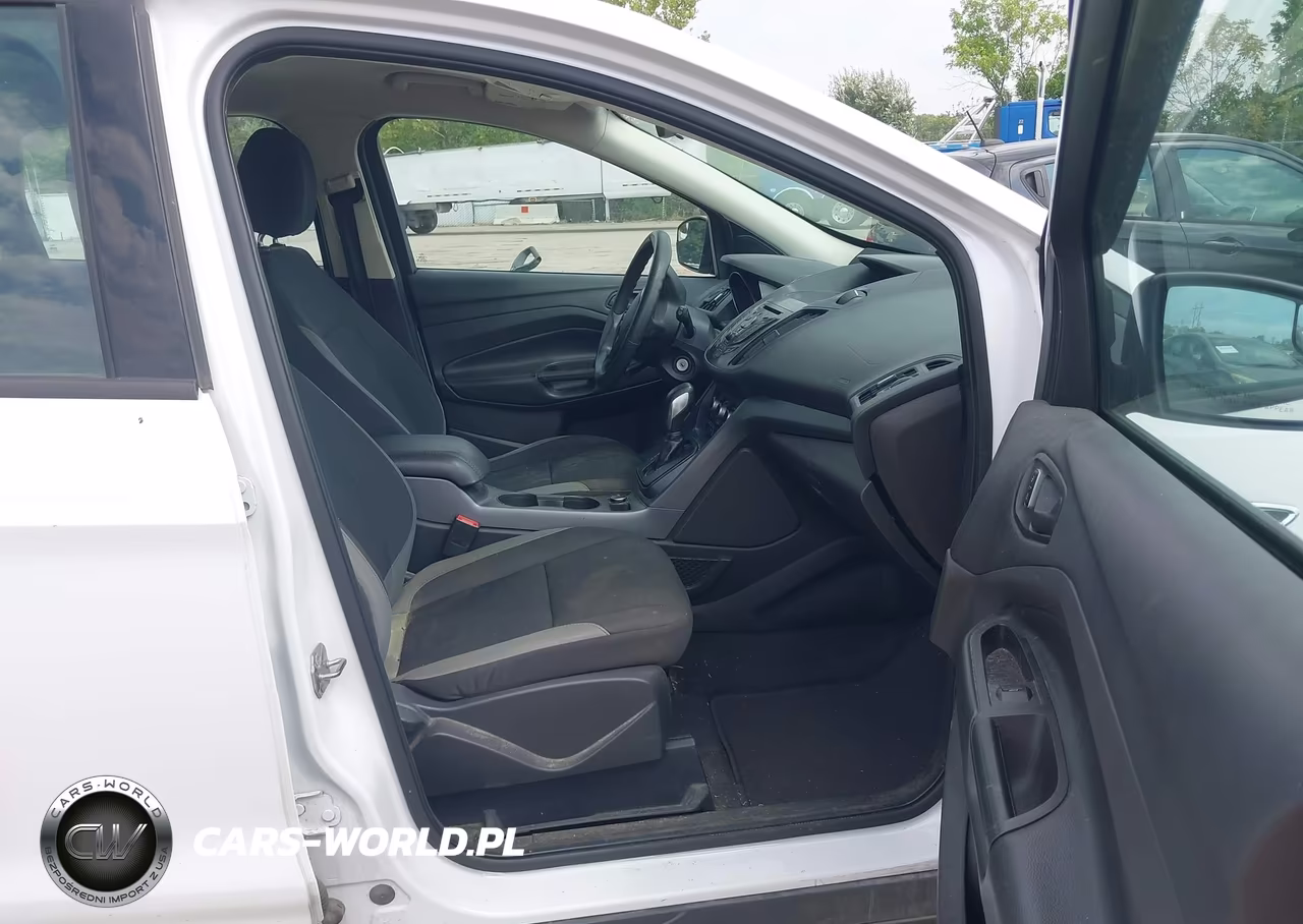 2015 Ford Escape S VIN:1FMCU0F79FUA05958 - 5