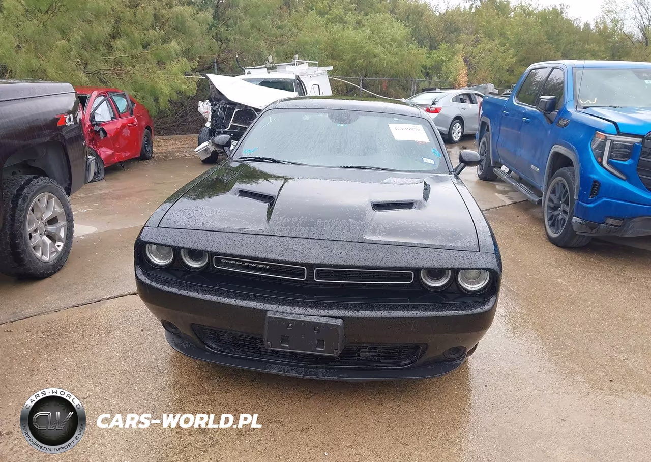 2018 Dodge Challenger Sxt VIN:2C3CDZAG0JH271997 - 12