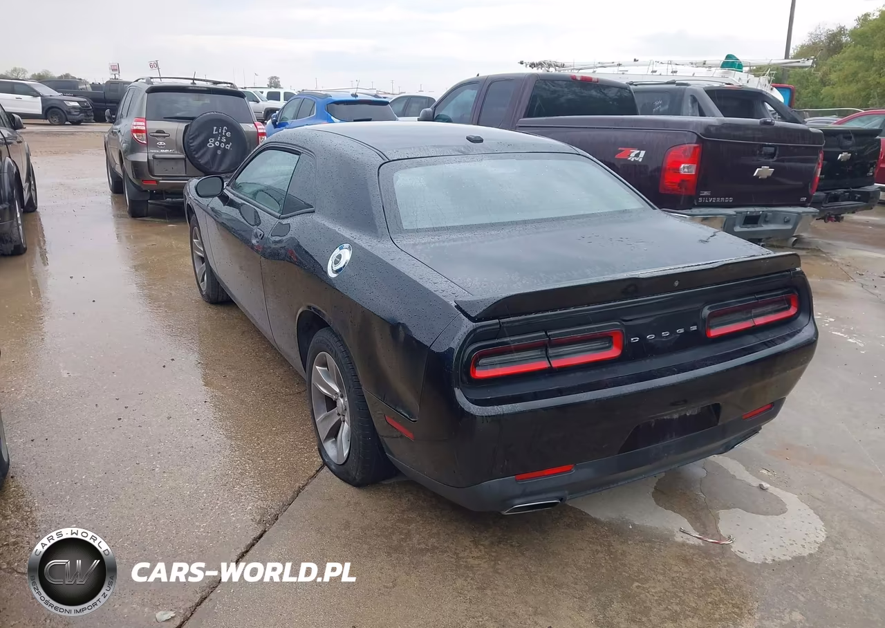 2018 Dodge Challenger Sxt VIN:2C3CDZAG0JH271997 - 3
