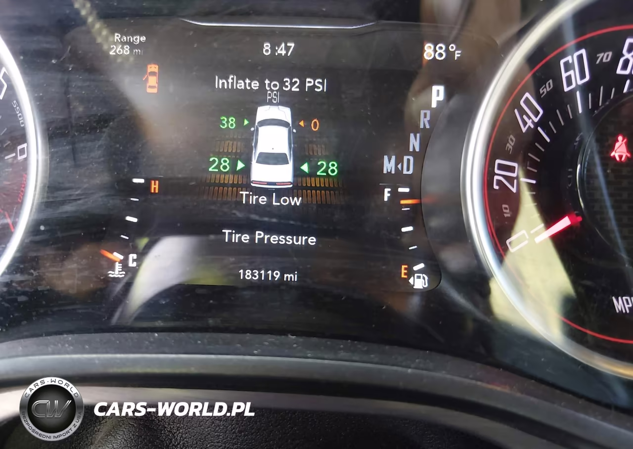 2018 Dodge Challenger Sxt VIN:2C3CDZAG0JH271997 - 7