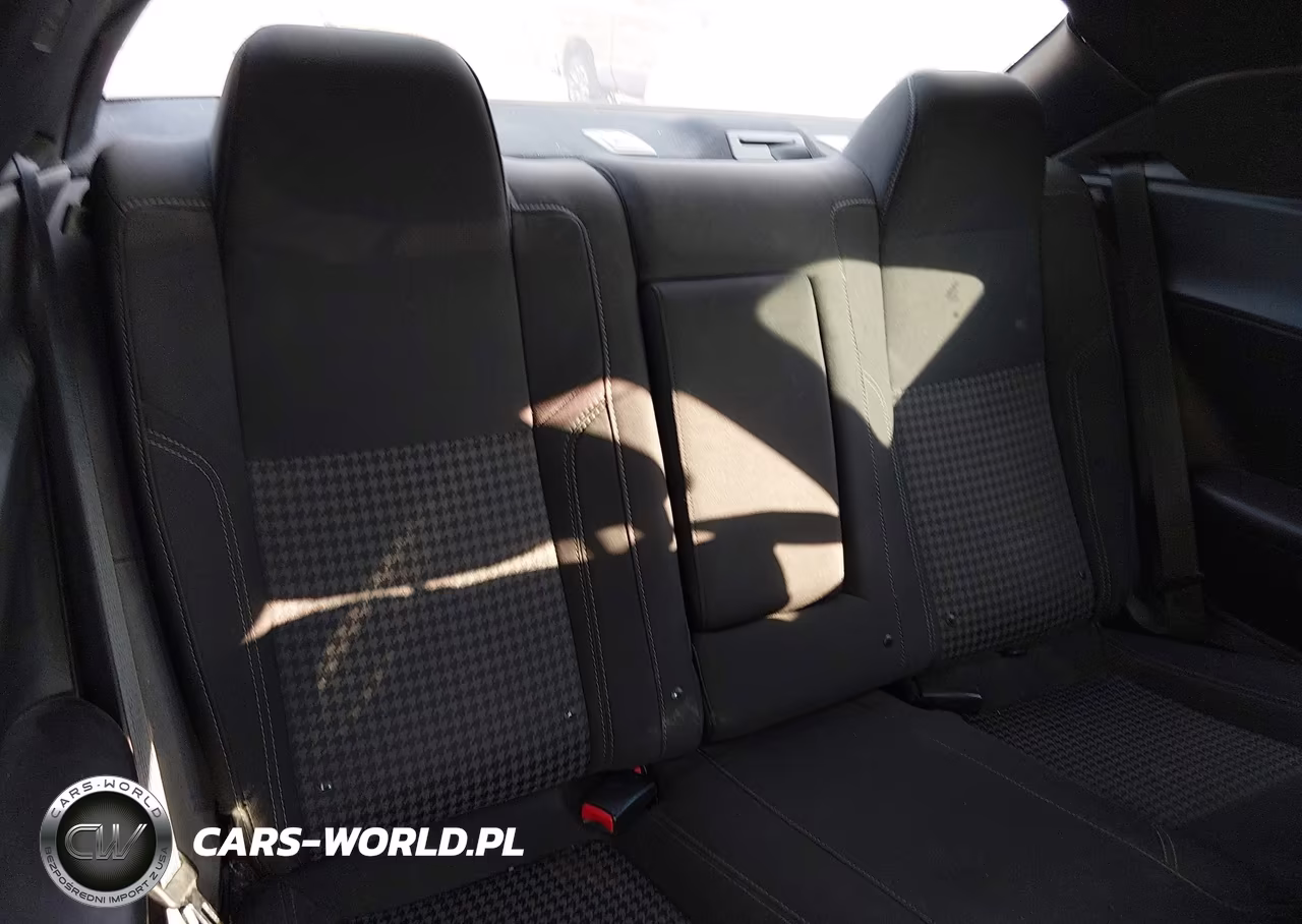 2018 Dodge Challenger Sxt VIN:2C3CDZAG0JH271997 - 8
