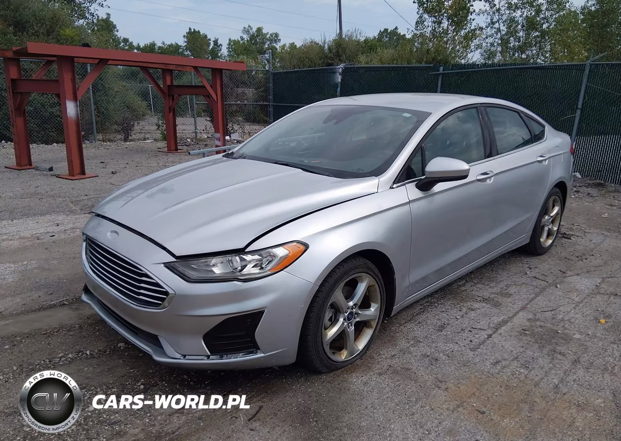 2019 Ford Fusion S VIN:3FA6P0G79KR213806 - 2
