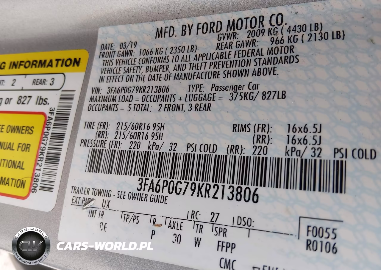 2019 Ford Fusion S VIN:3FA6P0G79KR213806 - 9