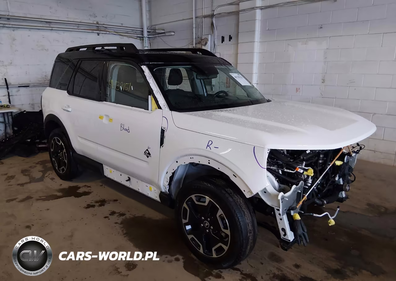2022 Ford Bronco Sport Outer Banks VIN:3FMCR9C67NRD17915 - 1