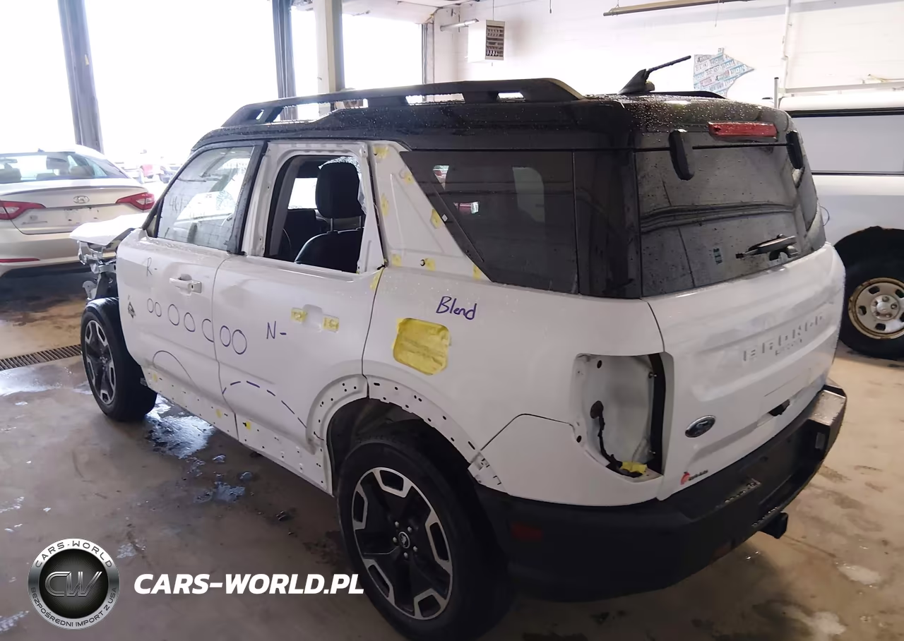 2022 Ford Bronco Sport Outer Banks VIN:3FMCR9C67NRD17915 - 3