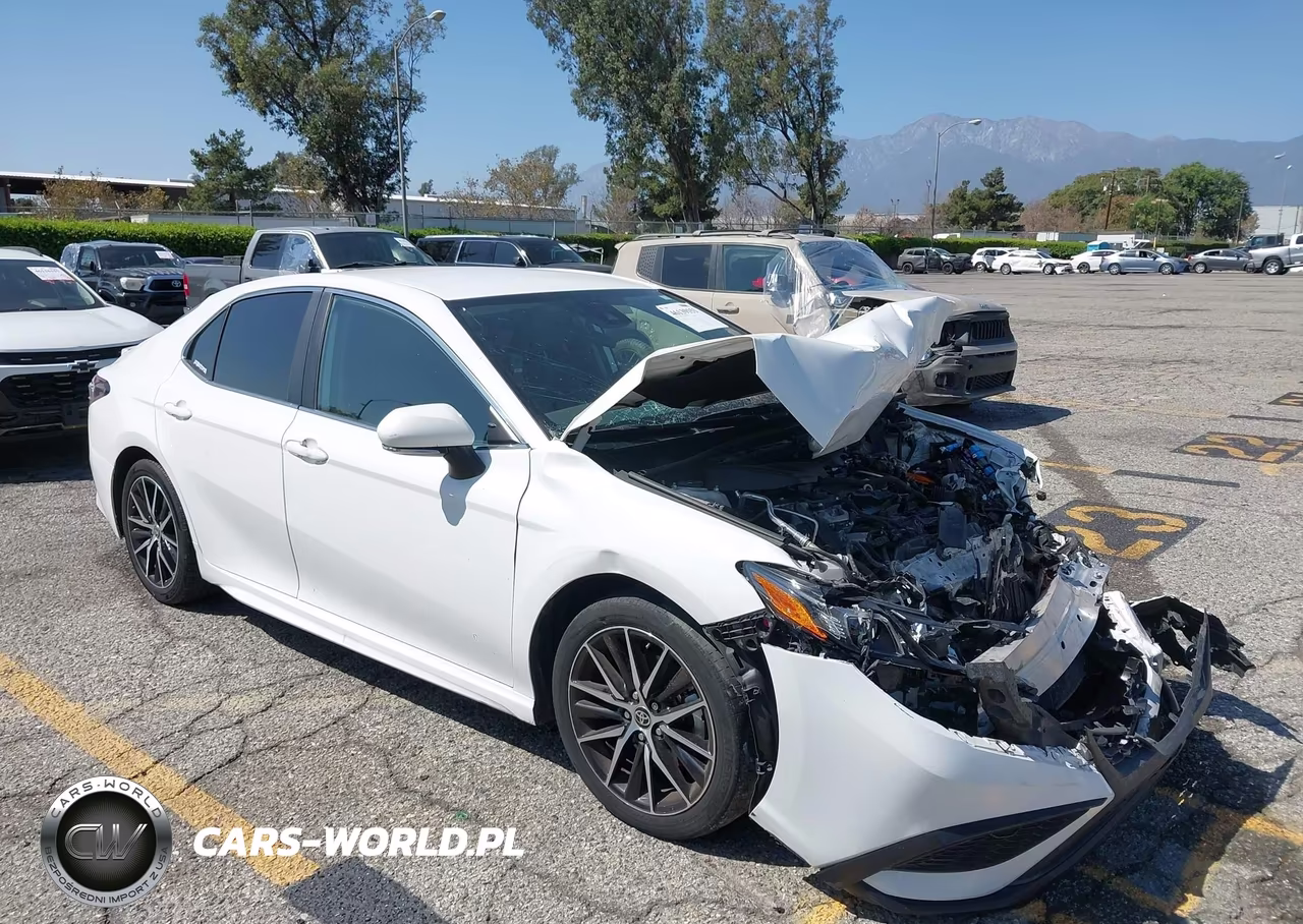 2023 Toyota Camry Se