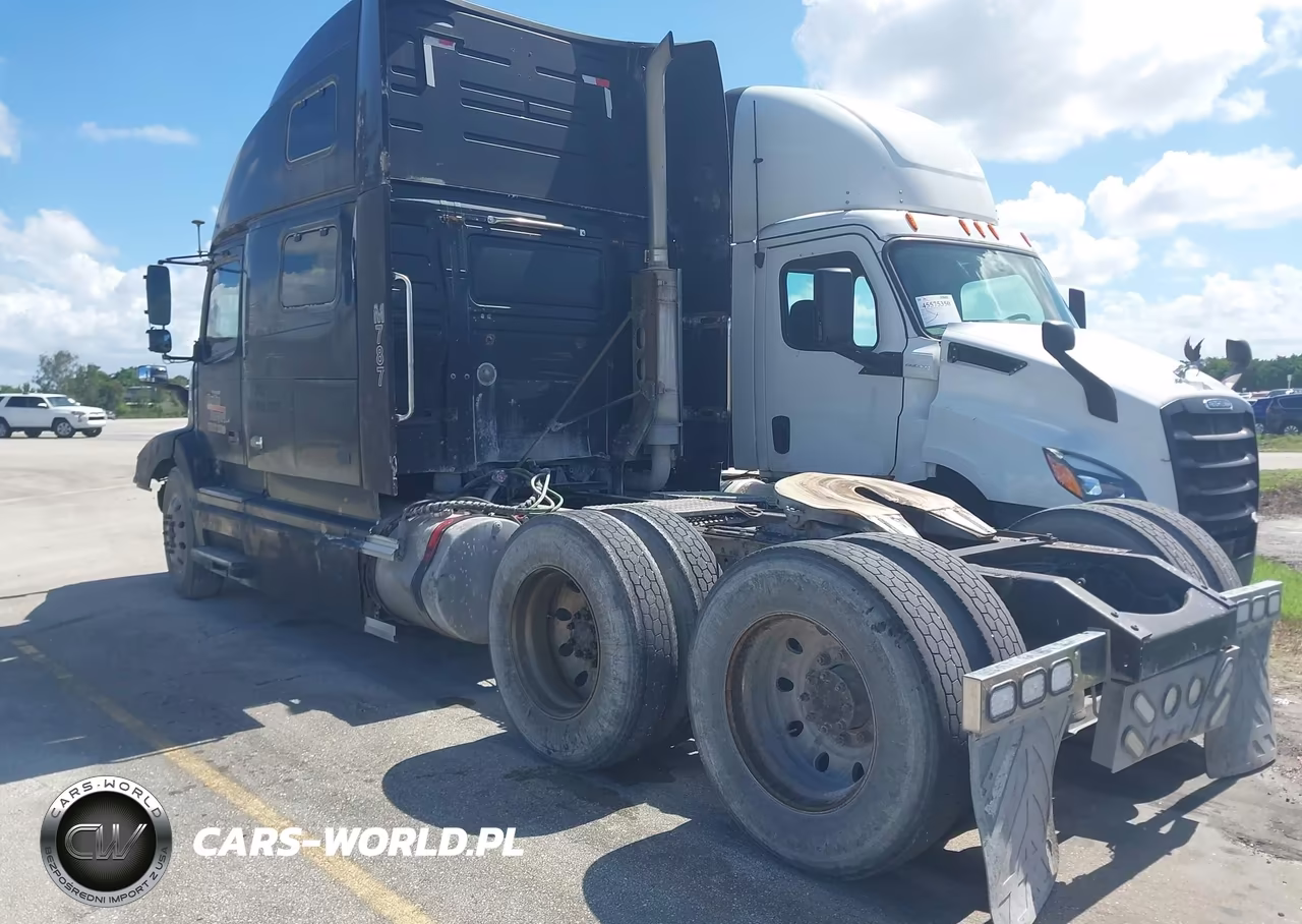 1999 Volvo Vn VIN:4VG7DARJ7XN769345 - 3