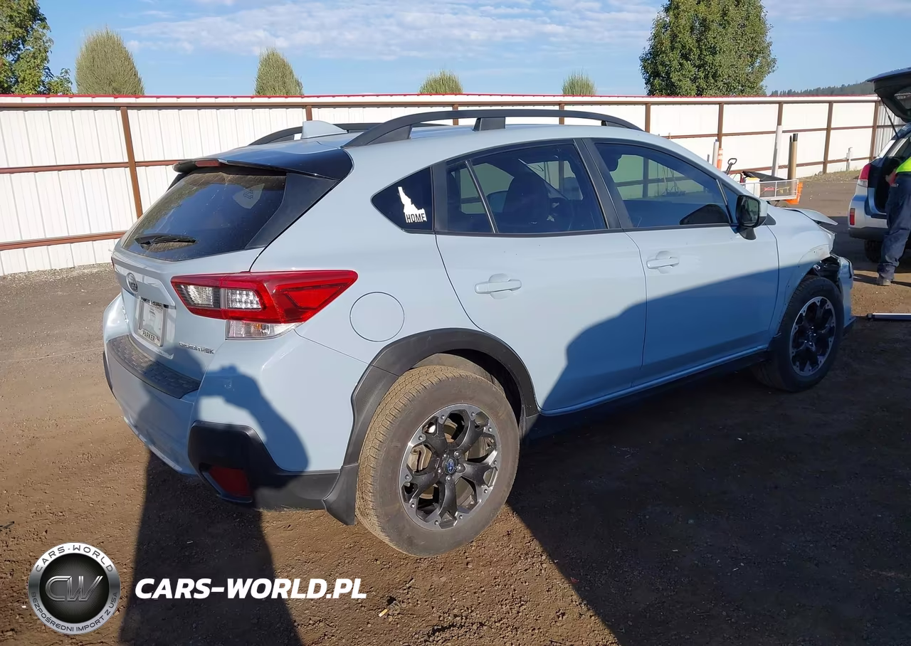 2022 Subaru Crosstrek Premium VIN:JF2GTAPC3N8234557 - 4