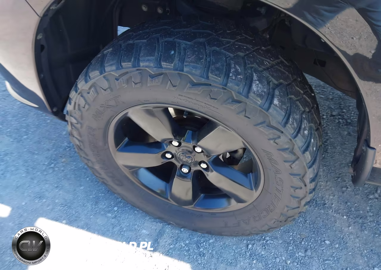 2015 Ram 1500 Express VIN:1C6RR7FT5FS689190 - 12