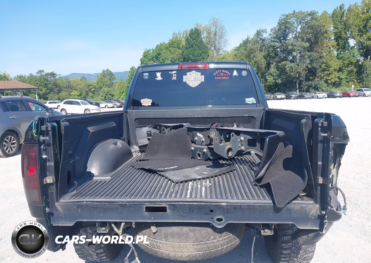 2015 Ram 1500 Express VIN:1C6RR7FT5FS689190 - 17
