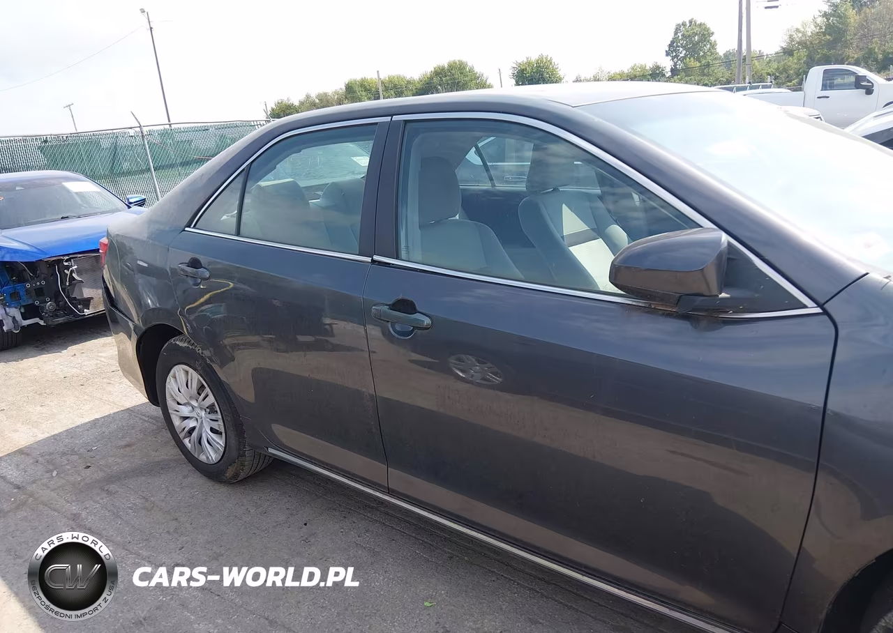 2014 Toyota Camry Le VIN:4T4BF1FK2ER368476 - 13