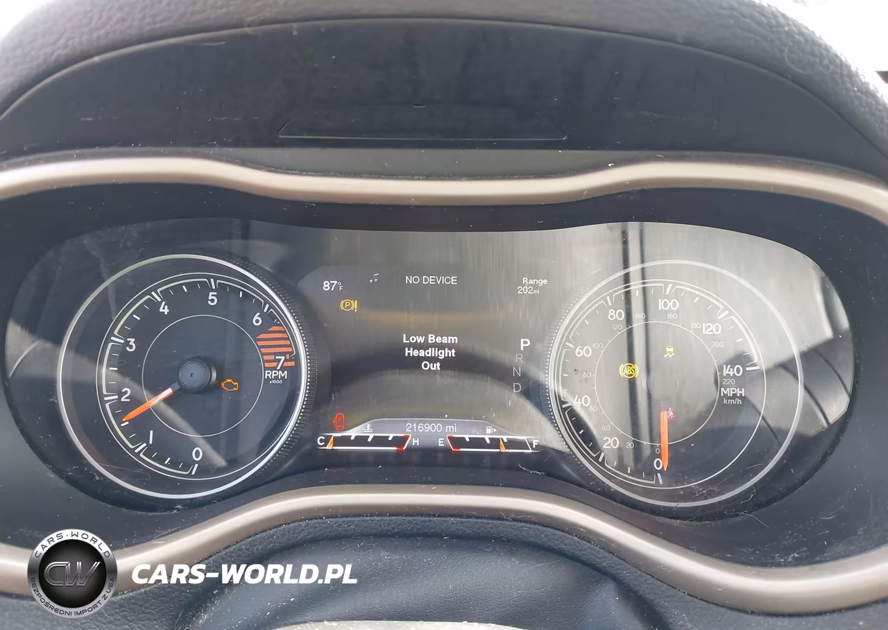 2016 Jeep Cherokee Limited VIN:1C4PJLDB3GW211791 - 7