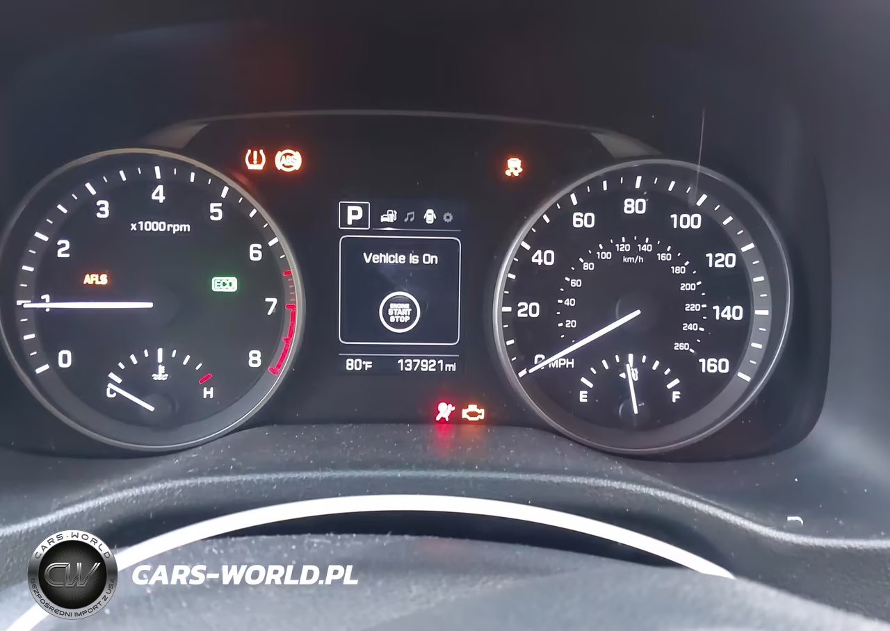 2018 Hyundai Elantra Limited VIN:KMHD84LF3JU565592 - 7