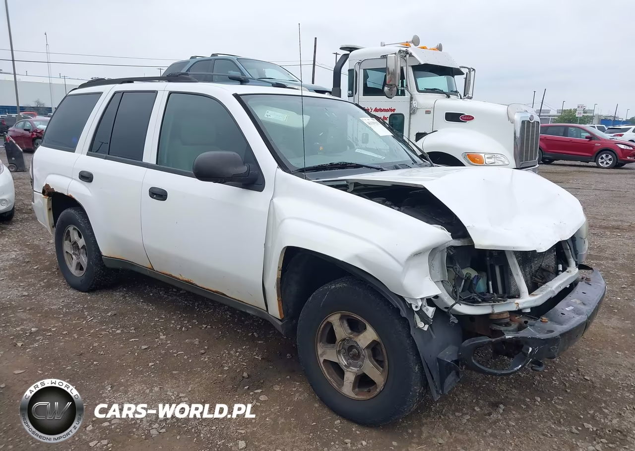 2005 Chevrolet Trailblazer Ls VIN:1GNDT13S652340672 - 1