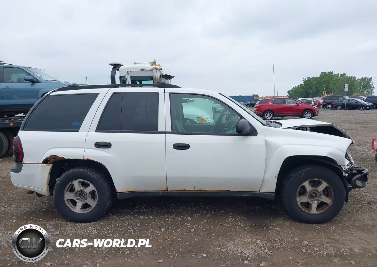 2005 Chevrolet Trailblazer Ls VIN:1GNDT13S652340672 - 13
