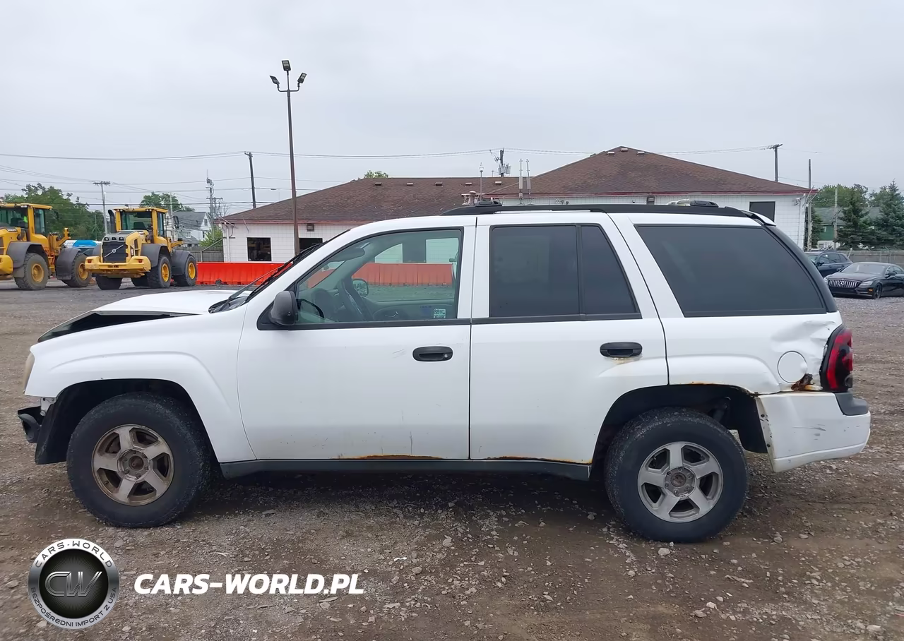 2005 Chevrolet Trailblazer Ls VIN:1GNDT13S652340672 - 14