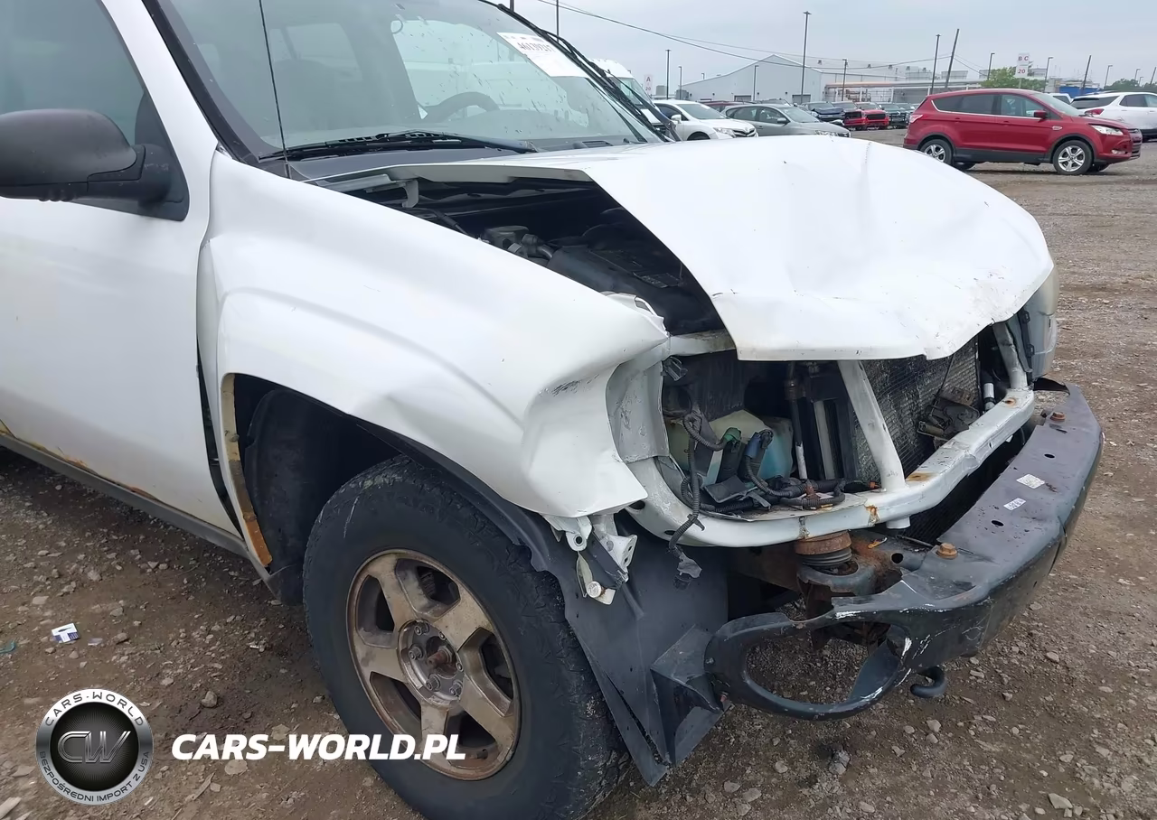 2005 Chevrolet Trailblazer Ls VIN:1GNDT13S652340672 - 6