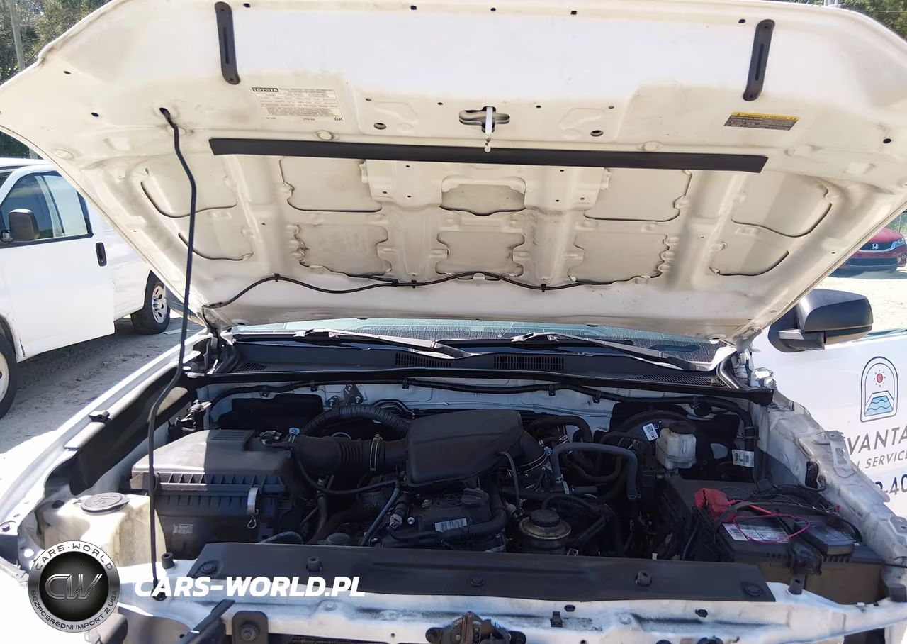2020 Toyota Tacoma Sr VIN:5TFRX5GN0LX176530 - 10