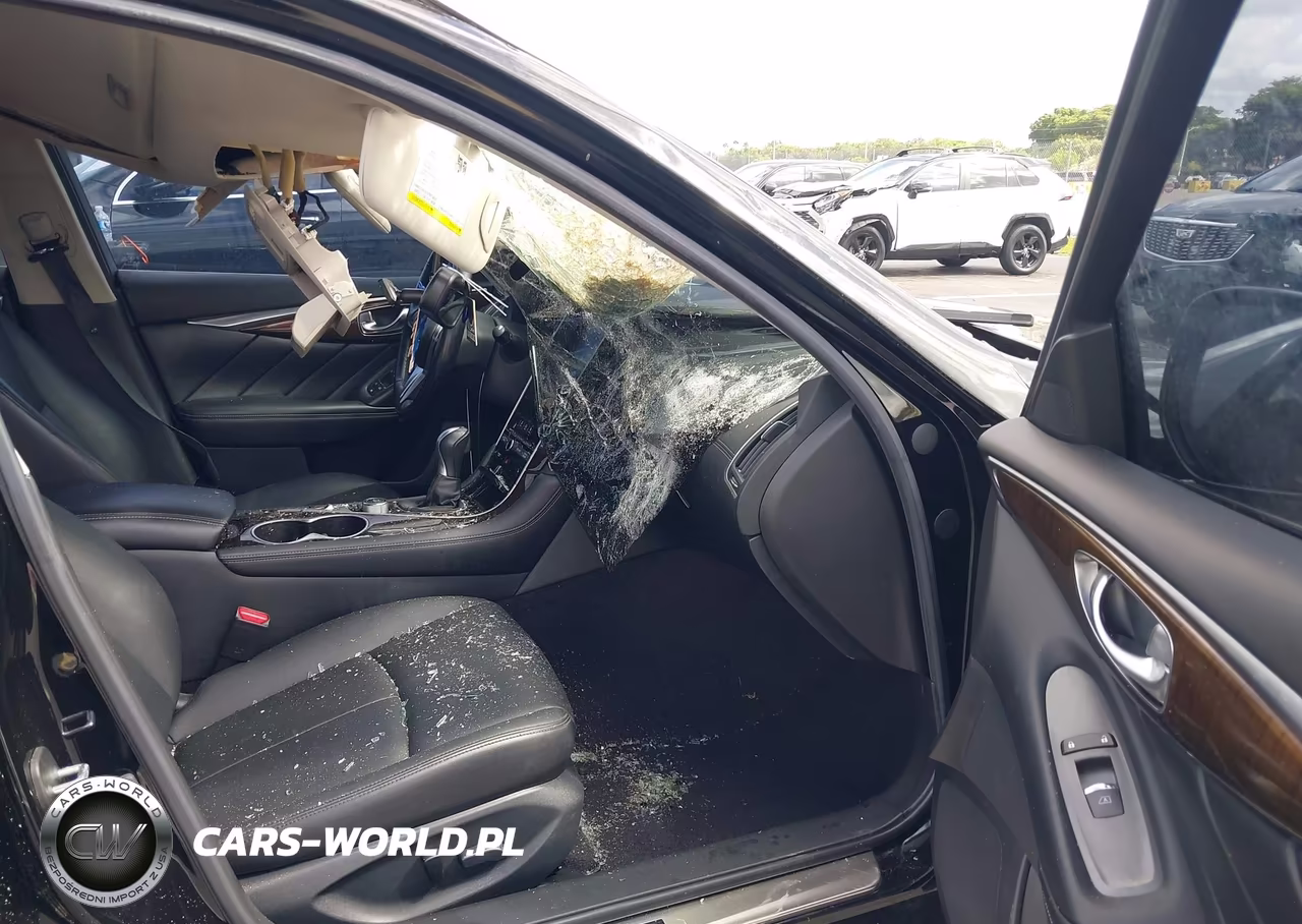 2019 Infiniti Q50 3.0T Luxe VIN:JN1EV7AP2KM516015 - 5