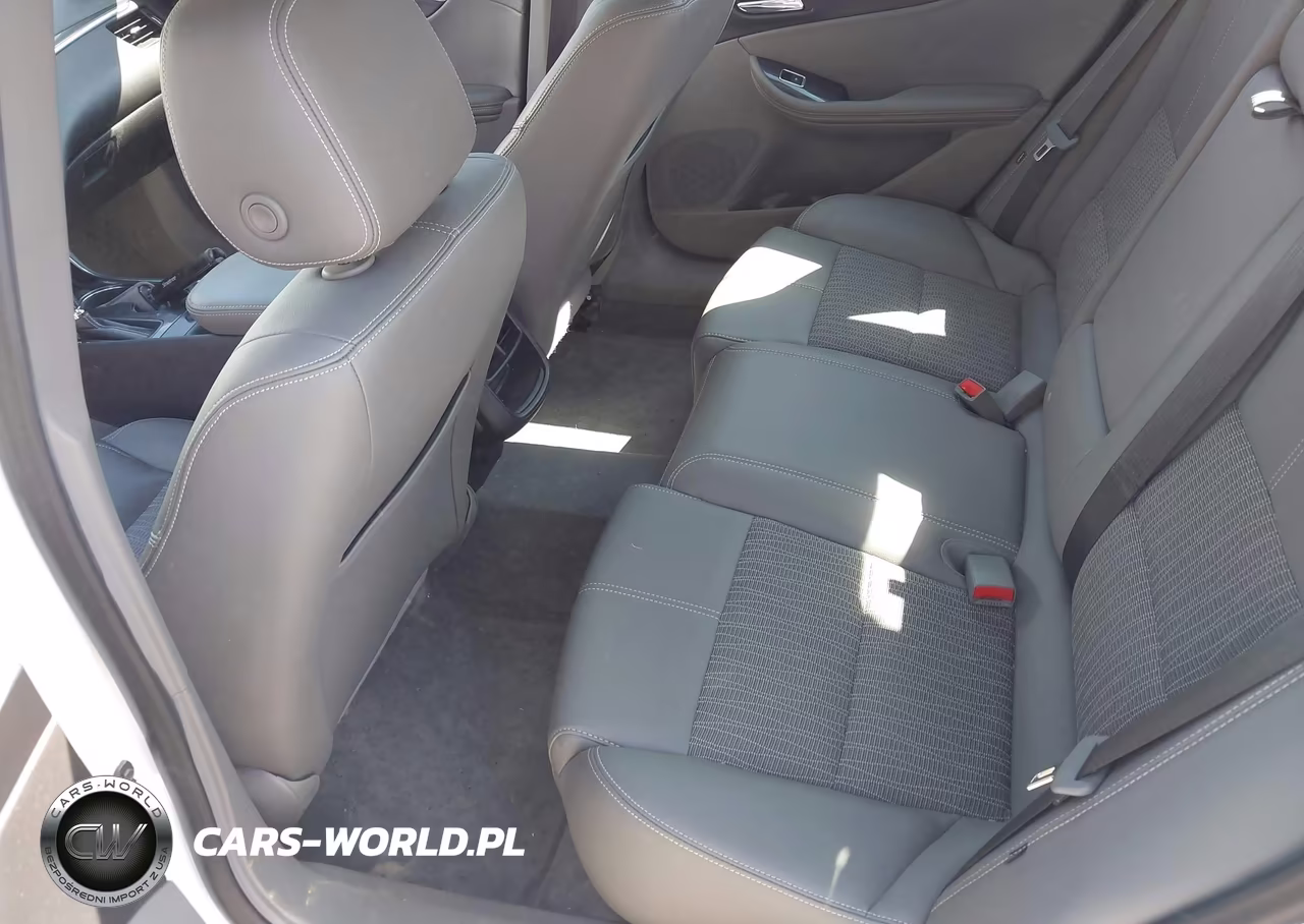 2016 Chevrolet Impala 2Lt VIN:2G1115S39G9105778 - 8