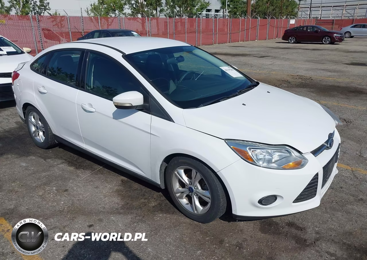2014 Ford Focus Se VIN:1FADP3F29EL271271 - 1
