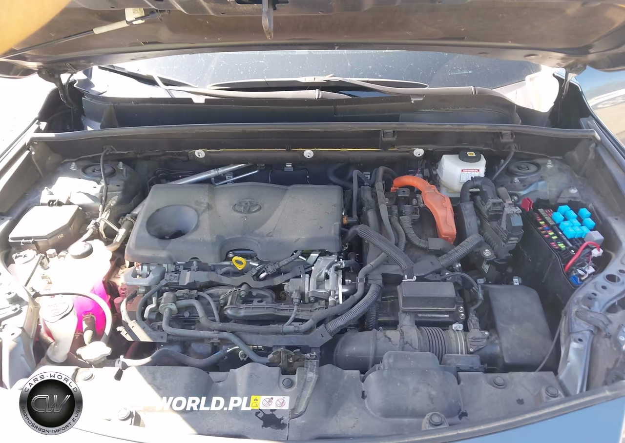 2022 Toyota Venza Le VIN:JTEAAAAH9NJ107038 - 10
