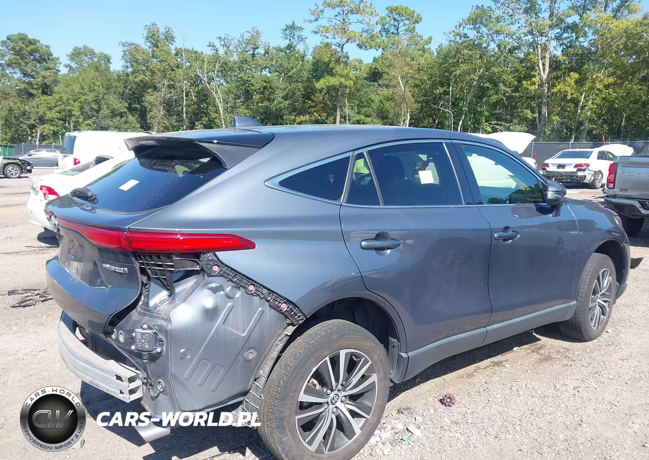 2022 Toyota Venza Le VIN:JTEAAAAH9NJ107038 - 4