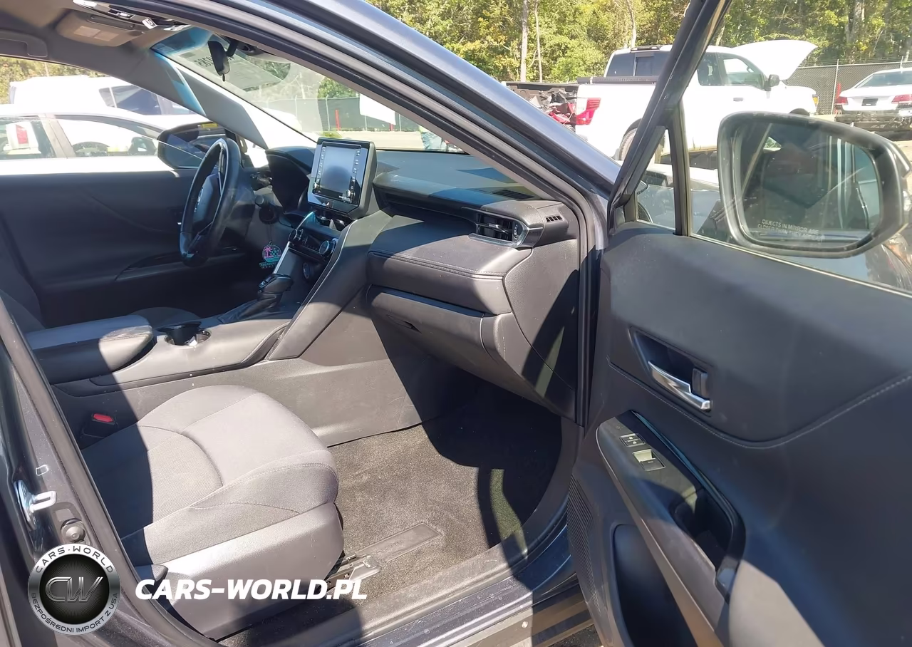 2022 Toyota Venza Le VIN:JTEAAAAH9NJ107038 - 5