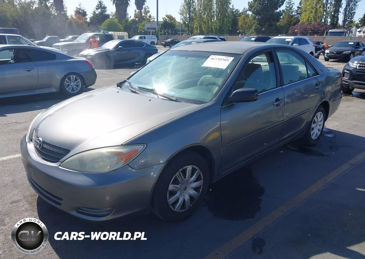 2002 Toyota Camry Le VIN:JTDBE30K920130990 - 2