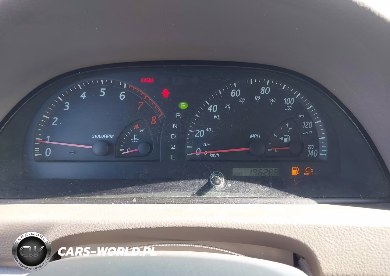 2002 Toyota Camry Le VIN:JTDBE30K920130990 - 7